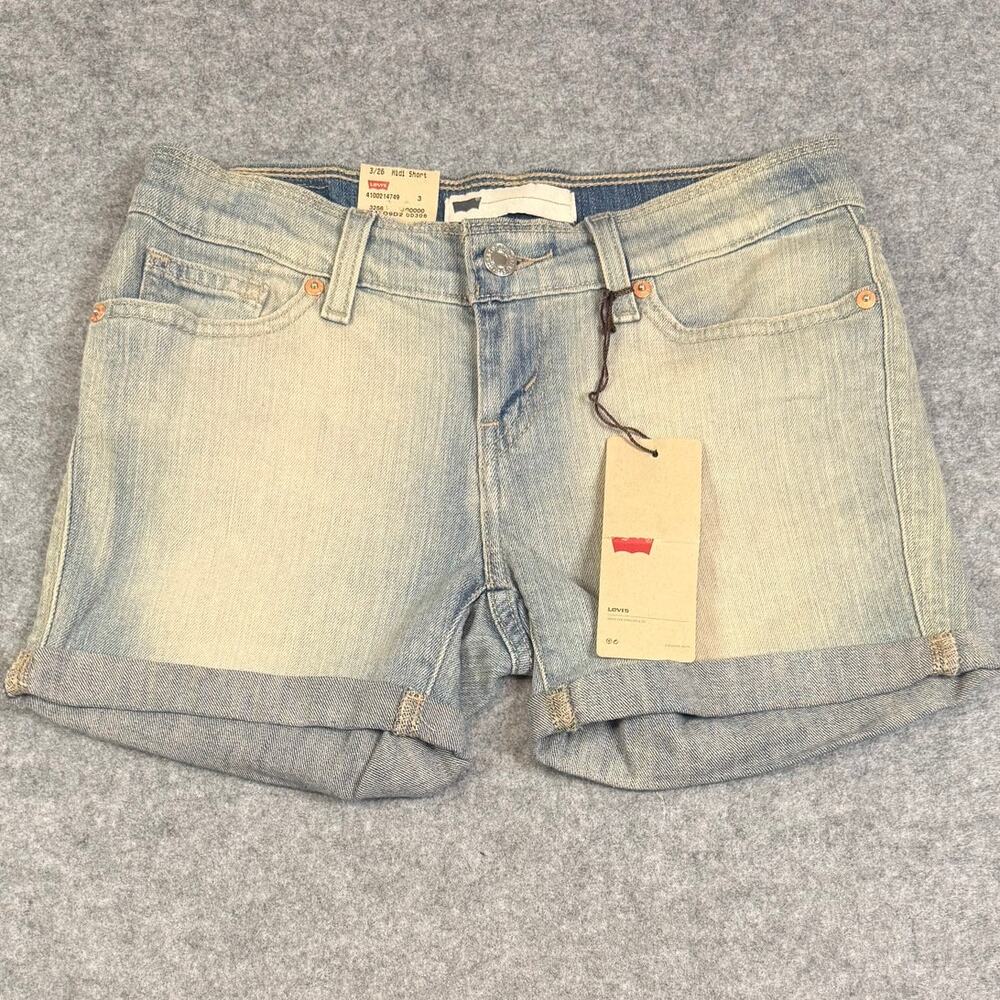 Levi’s Midi Shorts Womens 3/26 NWT Light Wash Cuffed Denim Jean Shorts